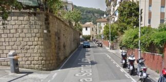 Tragedia nella notte a Sorrento: 25enne perde la vita in un incidente stradale rione santa lucia sorrento incidente
