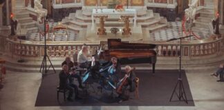 festival spinacorona napoli successo