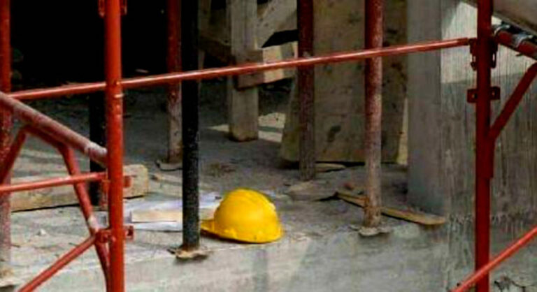 Tragedie sul lavoro, in dieci anni in Campania più di mille morti Tragedie sul lavoro, in dieci anni in Campania più di mille morti