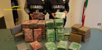 torre annunziata cocaina olanda
