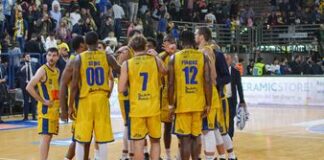 Givova Scafati rescissi i contratti con Ikangi ed il coach Rossi