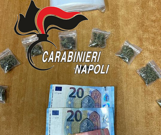 mamma figlia spaccio droga napoli