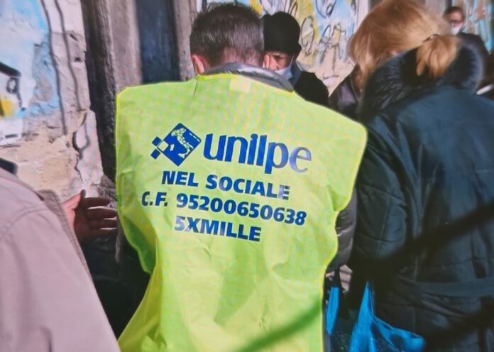 Napoli, punti solidali per i più bisognosi: l'impegno dei volontari di Unilpe nel Sociale