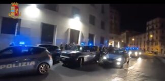 Napoli, blitz contro il clan Mazzarella: tra gli arrestati anche la madre 64enne del boss (I NOMI) NAPOLI polizia di stato blitz clan mazzarella