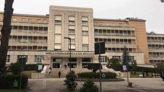 Neonato muore a Napoli dopo un'operazione al cuore: scatta l'indagine per omicidio colposo