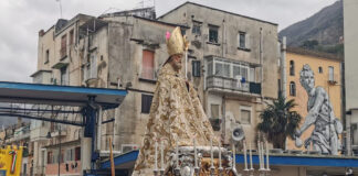 Castellammare, processione di San Catello dopo tre anni di pausa (FOTOGALLERY) Castellammare, processione di San Catello dopo tre anni di pausa