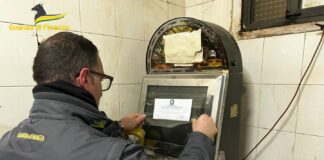 Gioco, scommesse e riciclaggio: eseguite a Napoli e provincia oltre 70 perquisizioni (VIDEO)