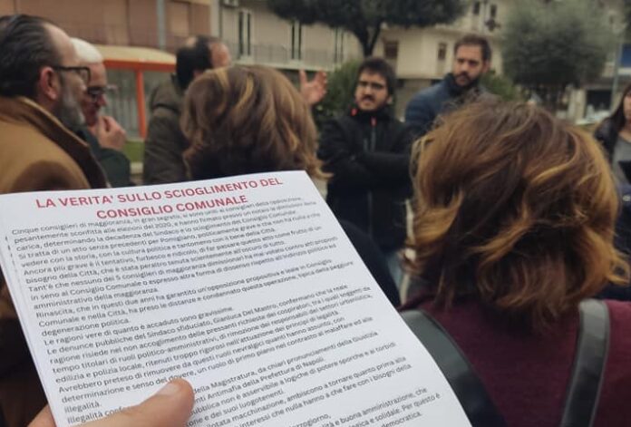 Pomigliano, il gruppo Rinascita: "Ecco la verità sullo scioglimento del consiglio comunale"