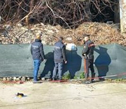 Sequestrata l'antica stazione ferroviaria Bayard della Napoli-Portici: era in rovina