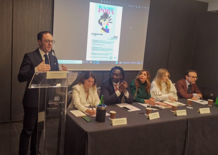 Revenge Porn, Confesercenti Campania: "Subito un progetto per le scuole"