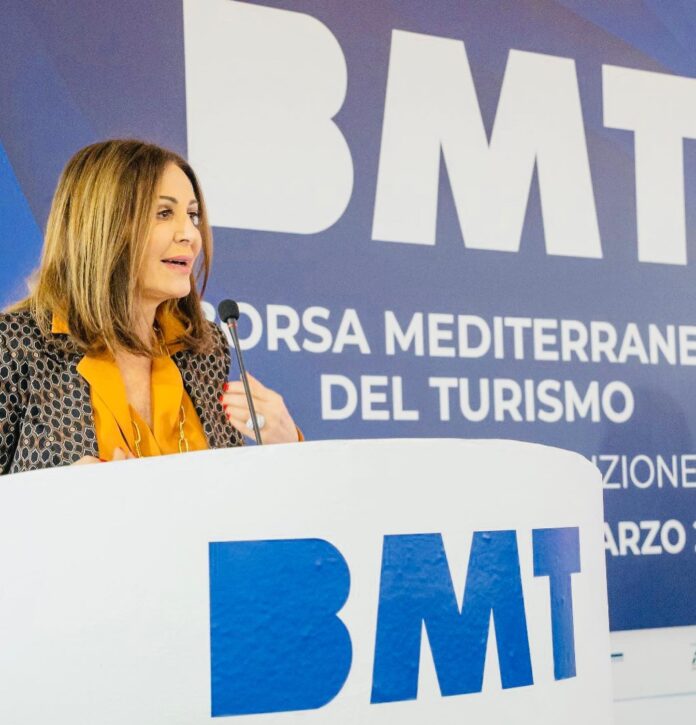 A Napoli la Borsa Mediterranea del Turismo (Bmt), la Ministra Santanchè: "Vogliamo un turismo di qualità"