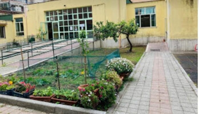 Castellammare, riduzione dell'orario della materna "Carducci": la protesta del Cif, chiesto un incontro con i prefetti
