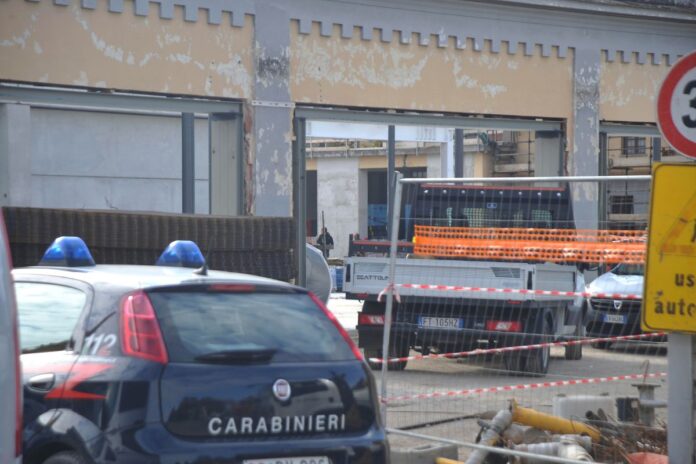 Frattaminore, operaio 53enne muore schiacciato da una trave. Uil: "Un'ecatombe, non si può andare avanti"
