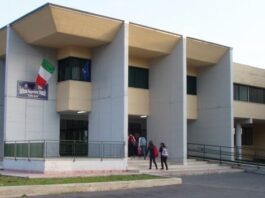 Marano, tentano di rubare i computer degli studenti nella scuola "Levi": tre arresti