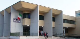 Marano, tentano di rubare i computer degli studenti nella scuola "Levi": tre arresti