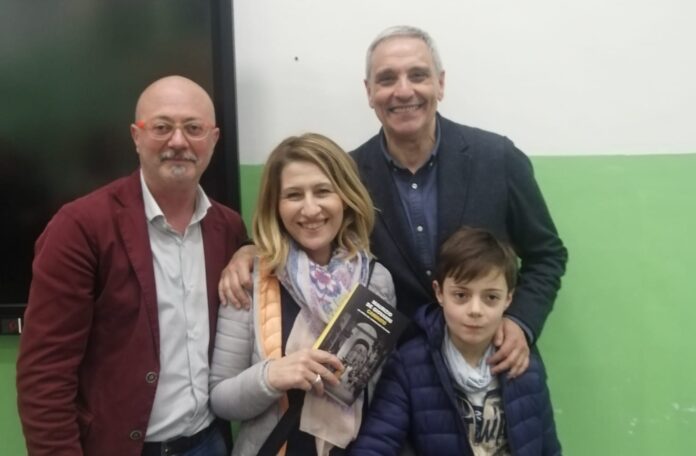 A Torre Annunziata la presentazione di "Caminito", l'ultimo libro di Maurizio De Giovanni: "Un'esperienza coinvolgente"