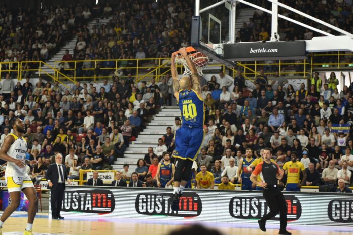 Givova Scafati fa suo il match salvezza contro la Tezenis Verona
