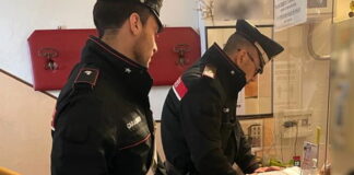 Castellammare, ecco la truffatrice di Pasqua: documenti falsi e sparisce, caccia a una donna