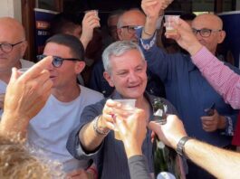 Elezioni a Marano di Napoli, Matteo Morra è il nuovo sindaco dopo il ballottaggio: "Restituiremo dignità alla nostra città"