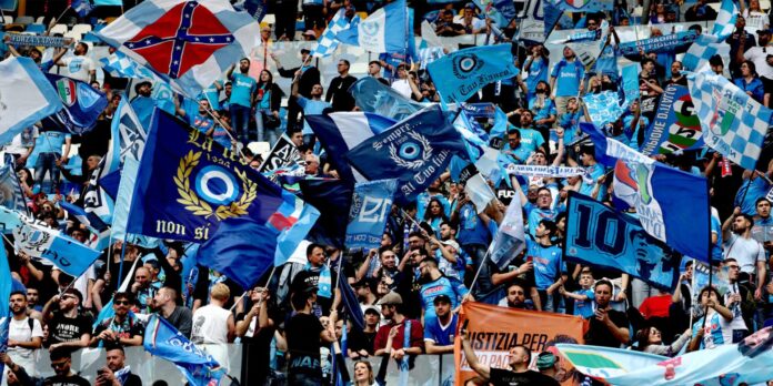 Bandiere al Maradona Festa scudetto