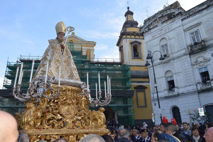 Castellammare pronta a celebrare il patrono nella processione primaverile: San Catello