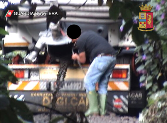 Così gli autospurghi scaricavano negli alvei i liquami ad Ischia, scatta l'operazione "Clean Island": 10 indagati, sequestri e perquisizioni