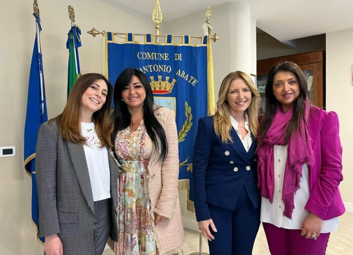 A Sant'Antonio Abate la giunta comunale più rosa d'Italia: "Le 'quote rosa' sono quattro"