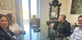 Castellammare, caso “Take Care Center”: la delegazione dei genitori in Municipio