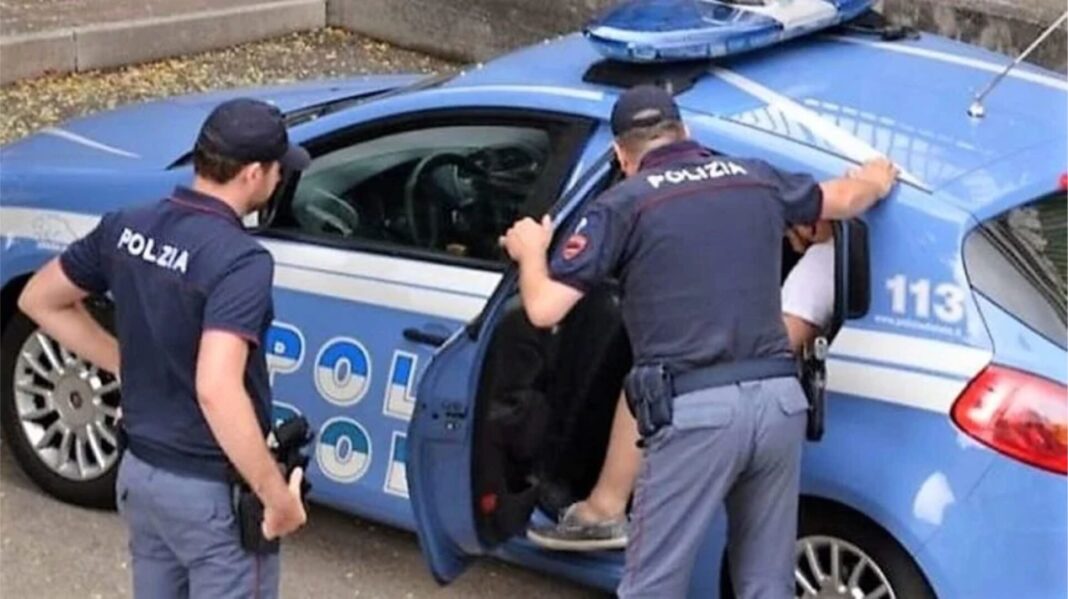 Duomo: inseguito dopo una rapina, arrestato 33enne