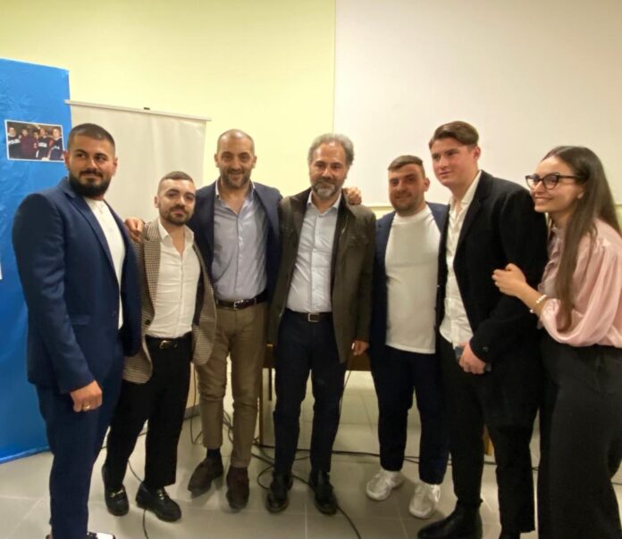 Pimonte: grande successo per l'incontro dal titolo "Il coraggio di vivere" organizzato dal Forum dei Giovani