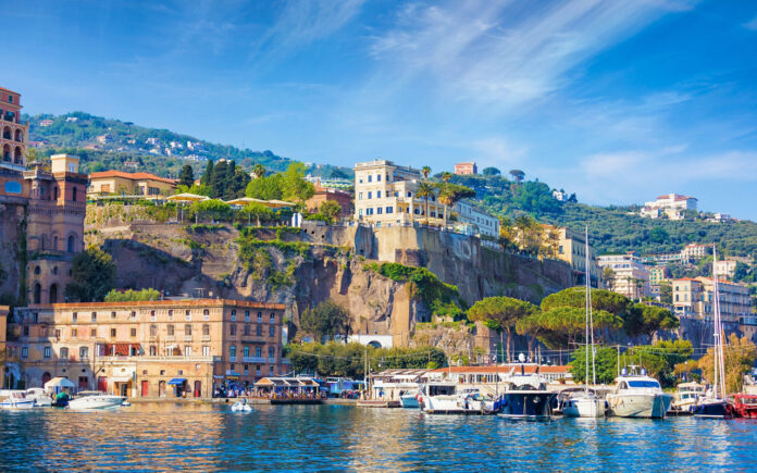 Ambiente, a Sorrento al via la prima edizione del Gran Tour Sorrento Walks: "15 chilometri di camminate, sospesi tra terra e mare"