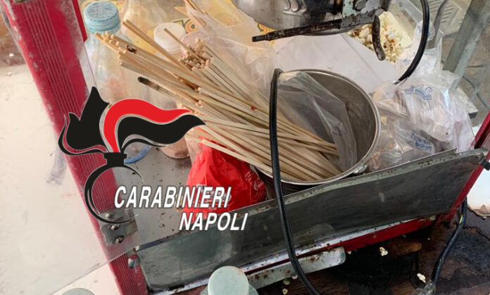 Afragola, blitz dei carabinieri tra gli ambulanti durante i festeggiamenti per il Santo Patrono: scattano i sequestri