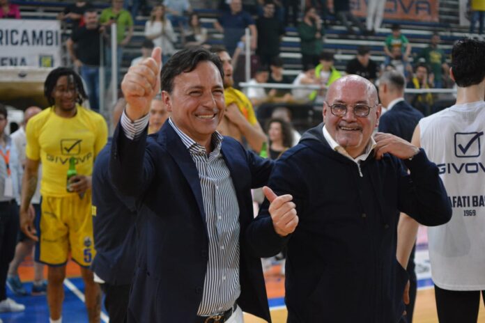 Il Basket Scafati 1969 rinnova la partnership con la Givova Il Basket Scafati 1969 rinnova la partnership con la Givova