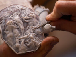 Torre del Greco, cammeo e corallo in mostra al Parlamento europeo: "Una tradizione che si intreccia con la storia e la cultura"