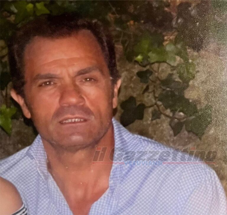 I ricordi affollano il petto, la gola e spingono lacrime negli occhi. Il mio addio a Lello Pisacane