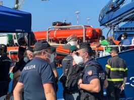 In 172 sbarcano a Salerno da nave Ong. E' il 28esimo arrivo nel porto salernitano