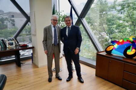 Nella foto, da sx l’ambasciatore Federico Failla e il vice sindaco Gianluigi De Martino 