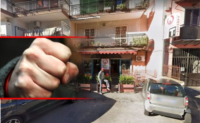 Morto dopo sei mesi l'anziano aggredito da un 18enne a Pianura. Il pugno in pieno viso è stato fatale