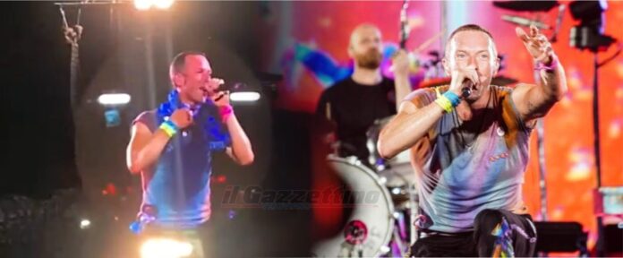 coldplay Napoli cris martin pino daniele I Coldplay incantano Napoli: Chris Martin e la sua versione di "Napule è" di Pino Daniele