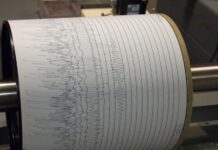 Scossa di terremoto sul Vesuvio, la terra trema a Torre del Greco: "Non ci sono danni a persone o cose"