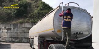 Mariglianella, contrabbando di carburante: 4 indagati. "Sequestri per oltre un milione di euro"
