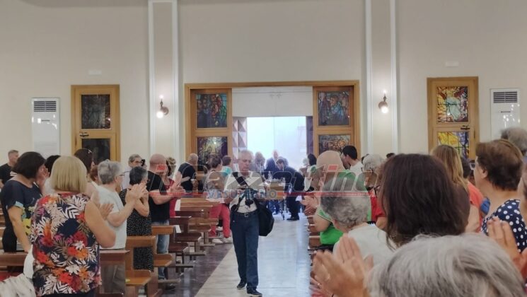 Pomigliano d’Arco, l’addio commosso della città a Frederick