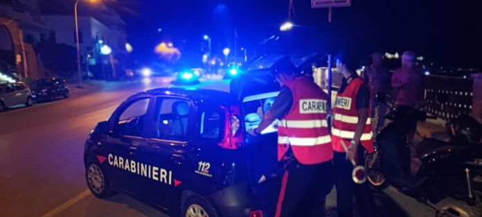 Ischia e Prodica: Carabinieri e isole sicure. Ancora una truffa ad un'anziana, tornano i fitti abusivi ai turisti. Nel bilancio finale 7 persone denunciate