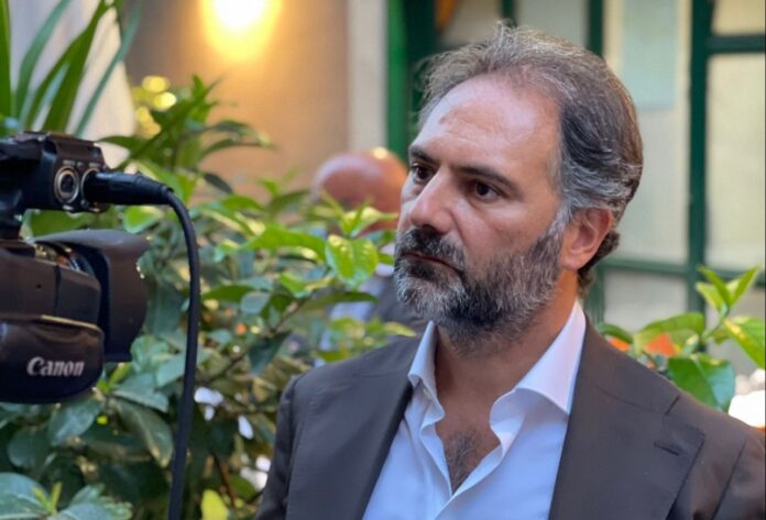 “Ditemi che siamo su Scherzi a parte”, il commento di Maresca su chiusura metro Municipio