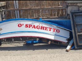 barca pescatore affondata