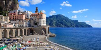 Atrani, spiaggia libera: 1 euro il ticket d’ingresso
