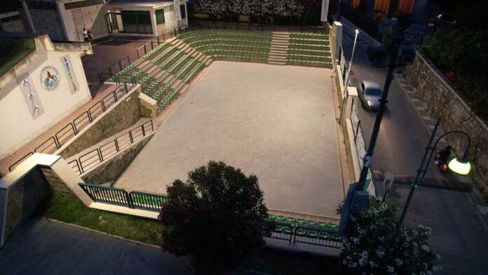Riqualificazione della Cavea della Scuola media Amalfi a Piano di Sorrento