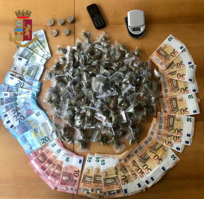 Borgo Sant’Antonio Abate: sorpreso con la droga. arrestato un 43enne napoletano