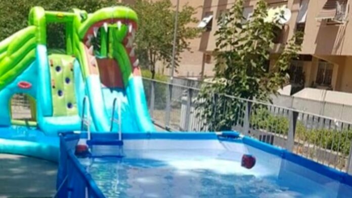 San Giovanni-Barra: un "area relax" nel cortile di una scuola, denunciata 31enne