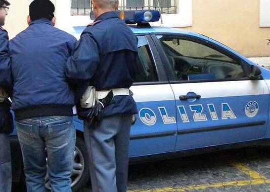 https://www.ilgazzettinovesuviano.com/2024/03/27/napoli-secondigliano-arrestato-un-52enne-per-aver-maltrattato-la-moglie/